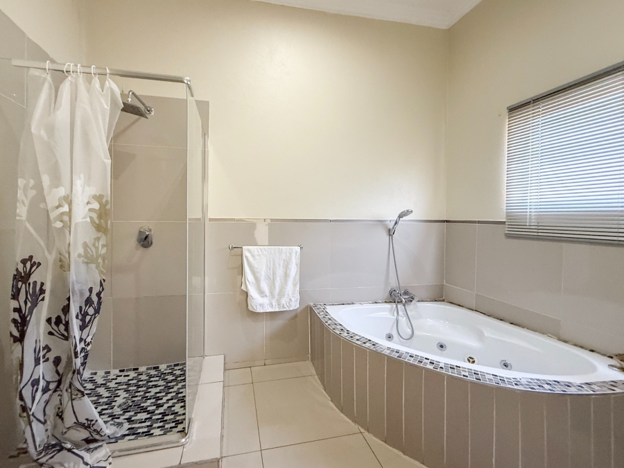 3 Bedroom Property for Sale in Leloko Lifestyle Estate North West